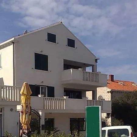 Lidija Hotel