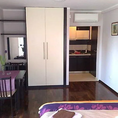 Lidija Hotel 3*